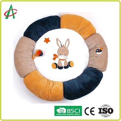El gimnasio libre AZO del bebé de la tela de la boa juega los juguetes de Mat With Mini Plush Animal
